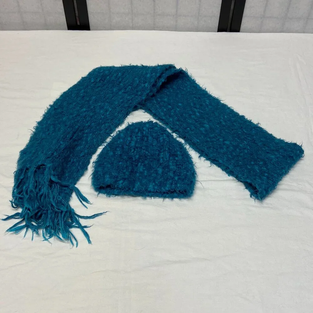 ANA Knit Beanie & Fringed Scarf 2 pc Set Turquoise Nubby Fuzzy Winter Cozy Chic - Picture 6 of 11